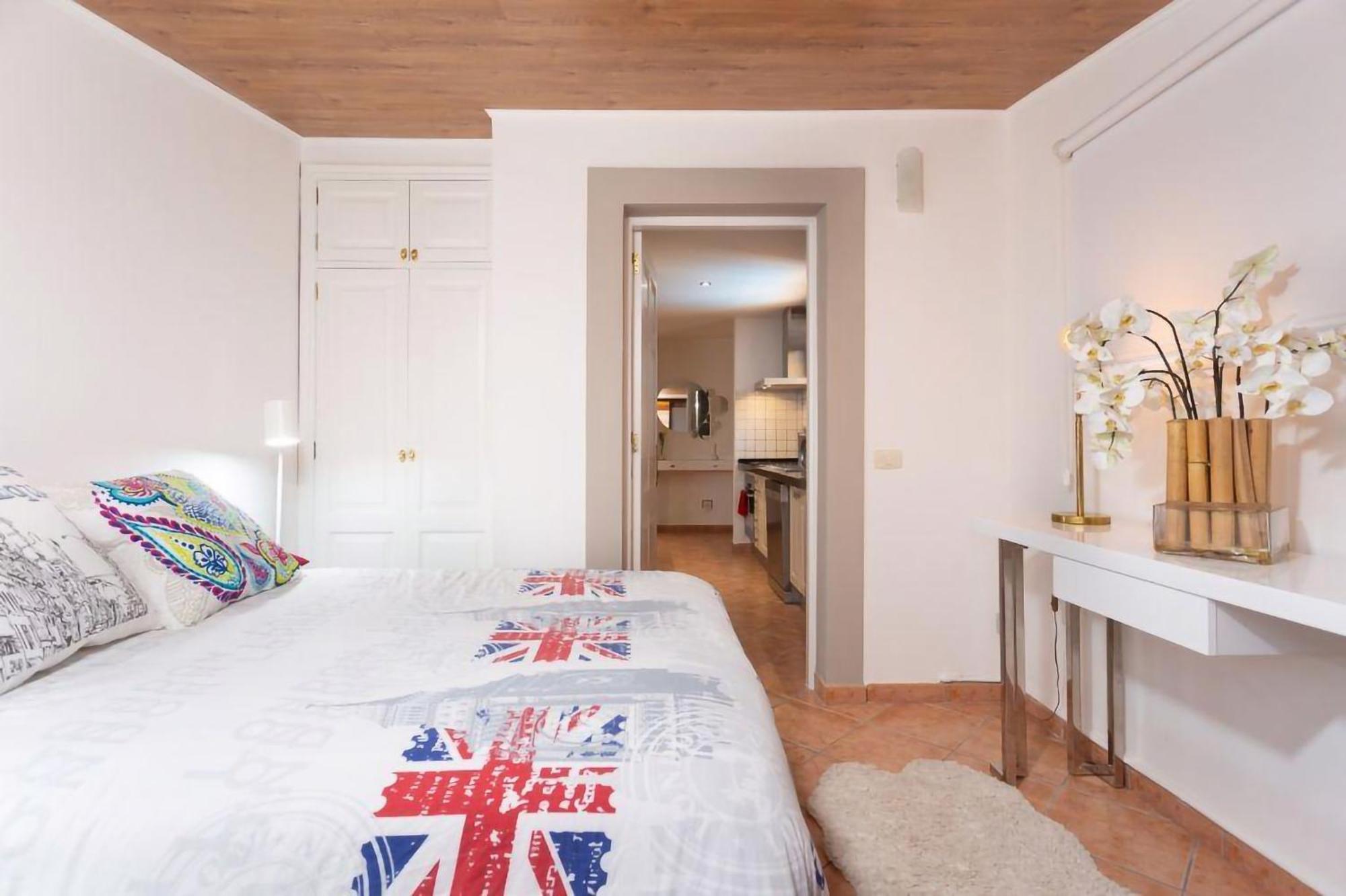 Eden Rentals Elite Palace Suites أذيخي المظهر الخارجي الصورة