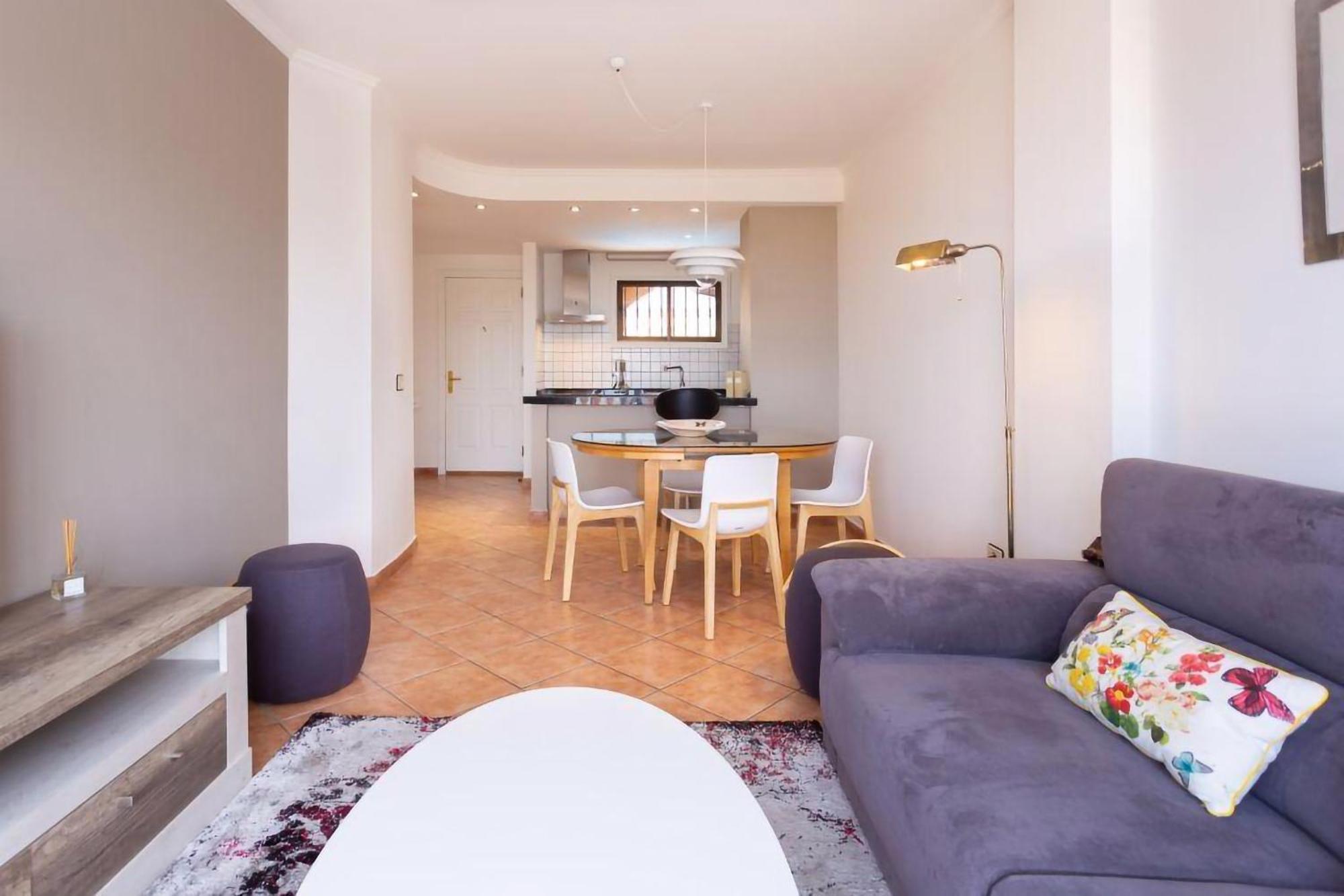 Eden Rentals Elite Palace Suites أذيخي المظهر الخارجي الصورة