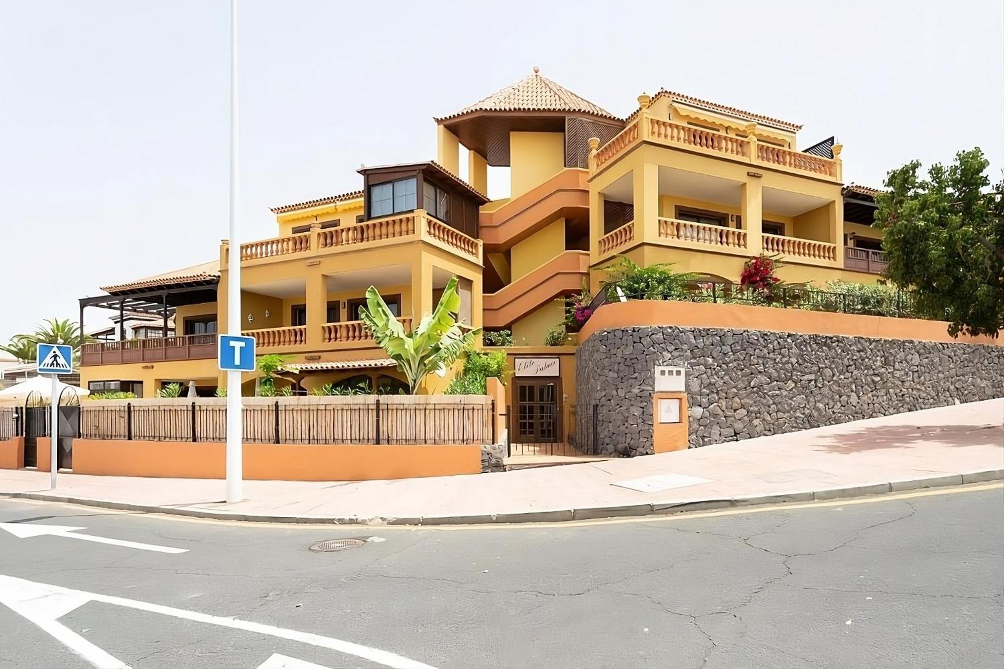 Eden Rentals Elite Palace Suites أذيخي المظهر الخارجي الصورة
